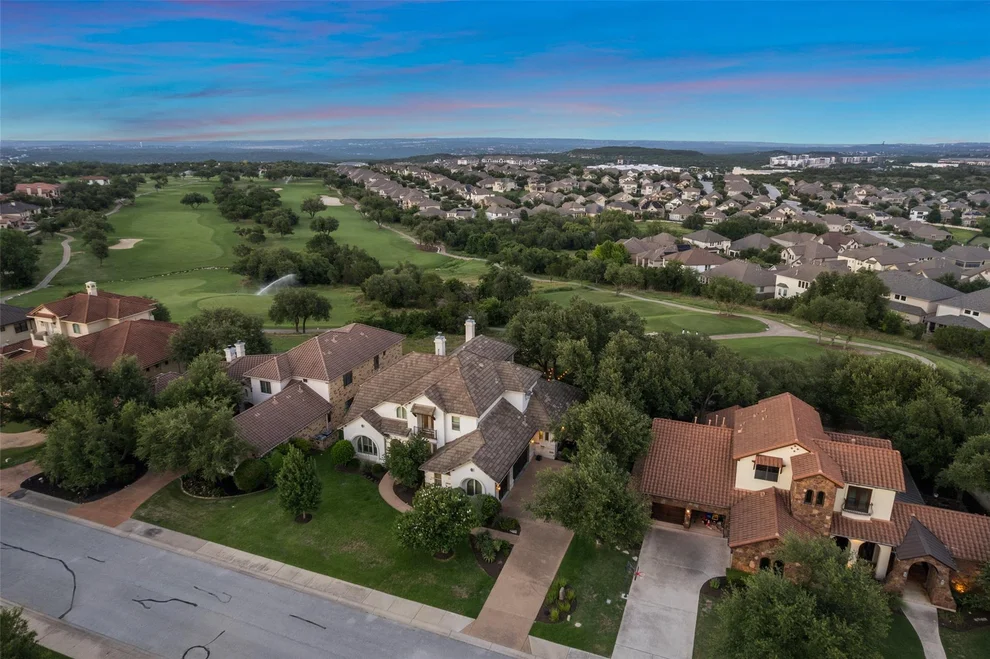 Unit for sale at 4113 Sugarloaf DR, Austin, TX 78738
