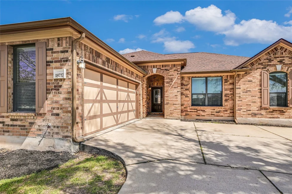 Unit for sale at 18717 Pencil Cactus DR, Pflugerville, TX 78660