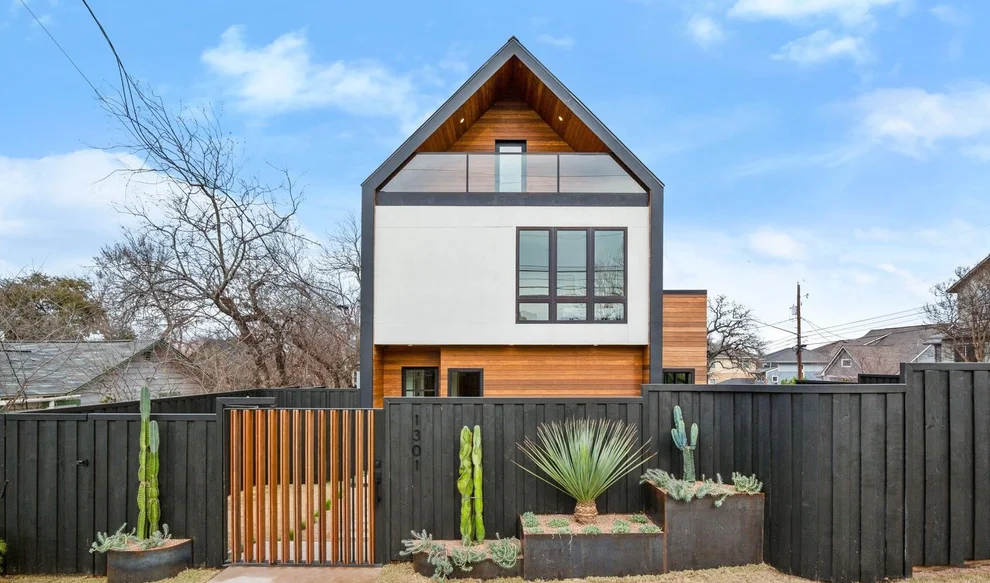 Unit for sale at 1301 Walnut Ave, Austin, TX 78702