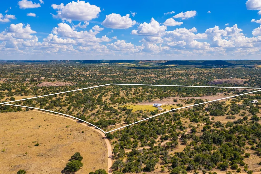 Unit for sale at 2150 Granite Springs DR, Fredericksburg, TX 78643