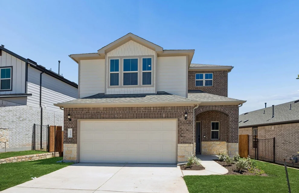 Unit for sale at 224 Groveland DR, Liberty Hill, TX 78642