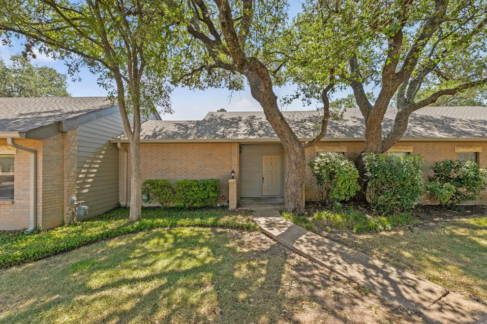 Unit for sale at 5737 N Scout Island CIR, Austin, TX 78731