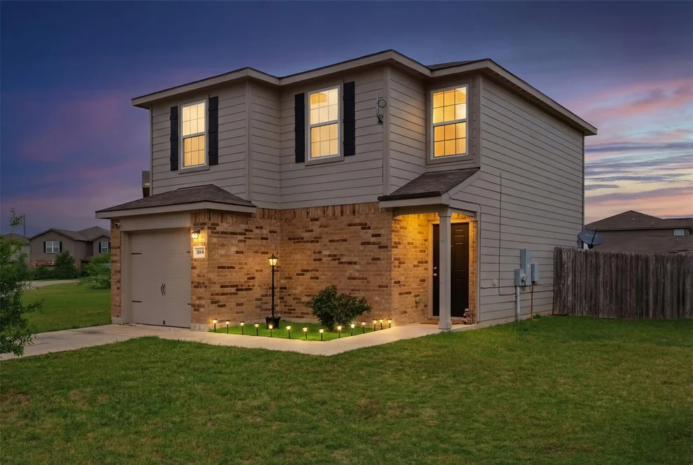 Unit for sale at 404 Yearwood LN, Jarrell, TX 76537