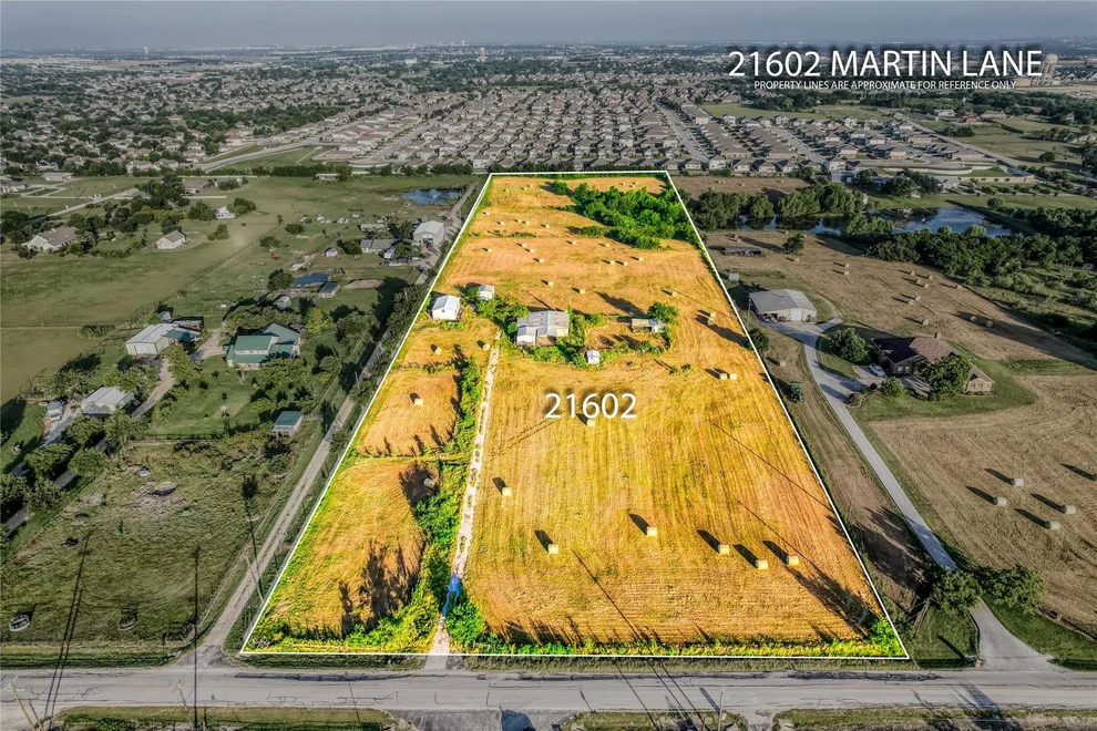 Unit for sale at 21602 Martin LN, Pflugerville, TX 78660