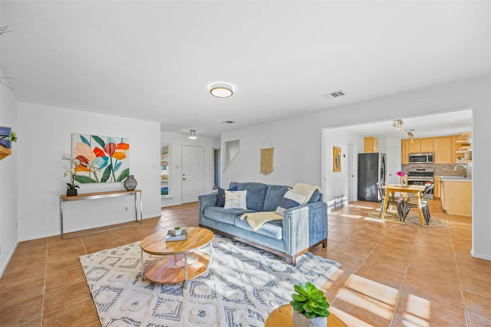 Unit for sale at 4107 Stonecroft DR, Austin, TX 78749