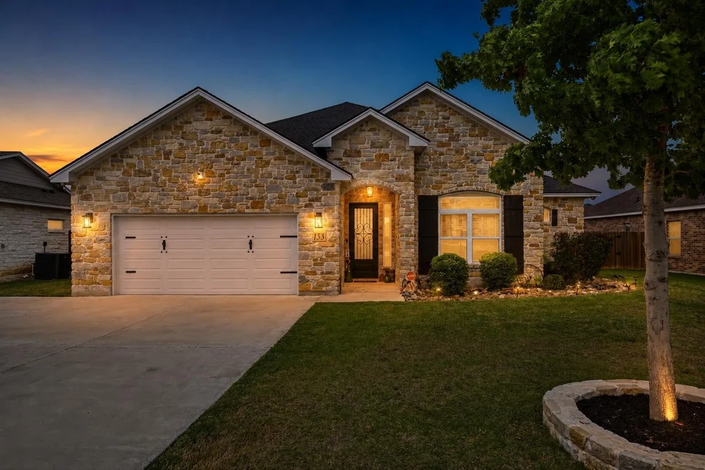 Unit for sale at 133 Greg LN, Jarrell, TX 76537