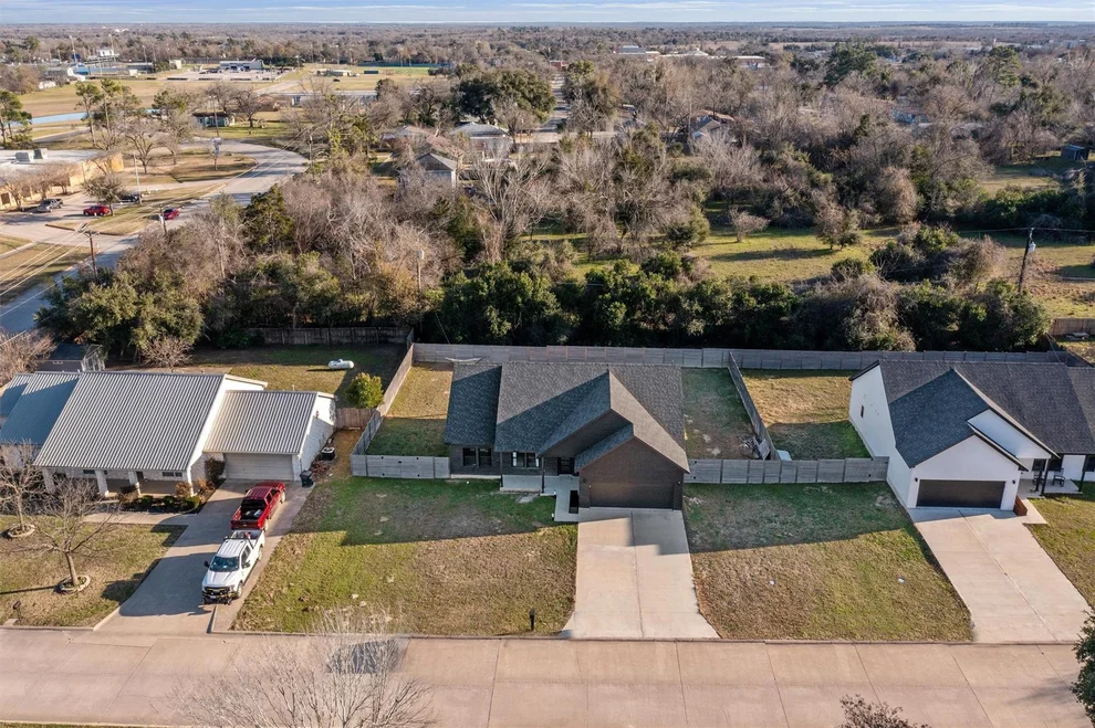 Unit for sale at 1203 Yokley RD, Rockdale, TX 76567
