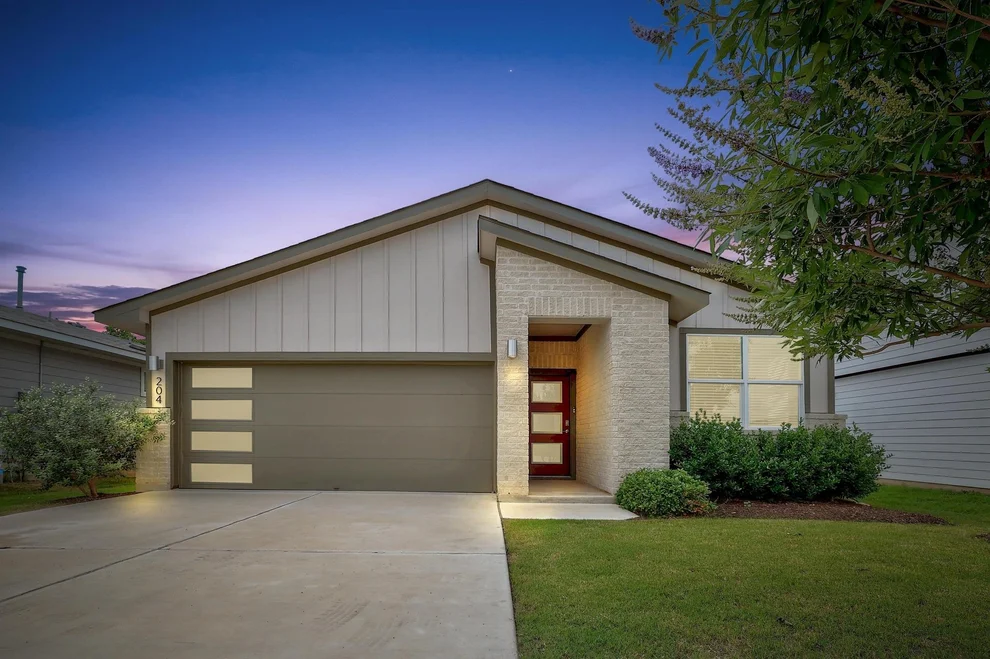Unit for sale at 204 Shawi PASS, Leander, TX 78641