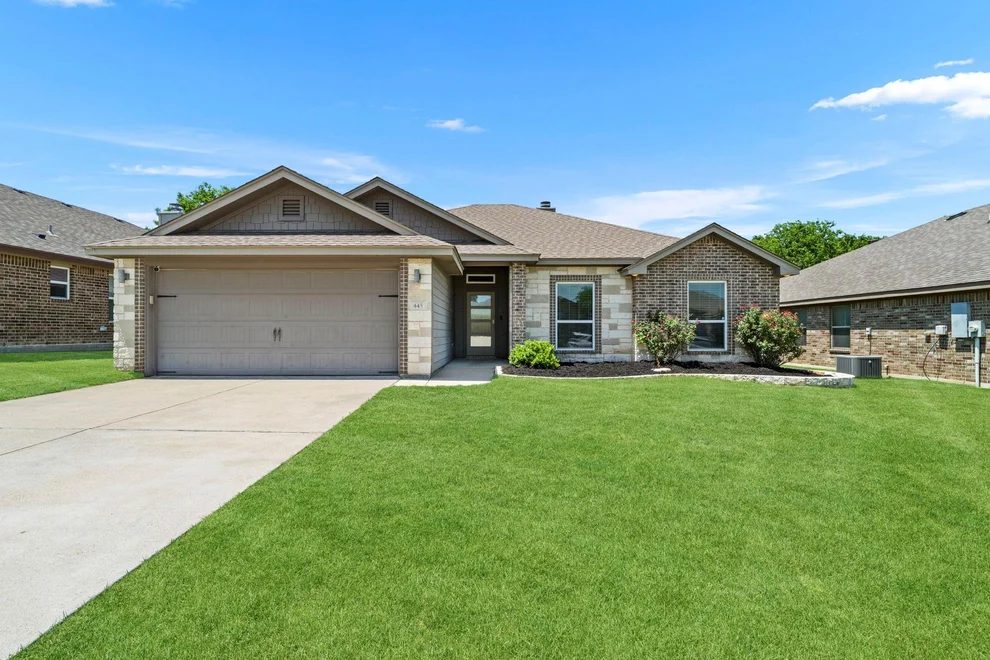 Unit for sale at 445 Bella Rose DR, Belton, TX 76513