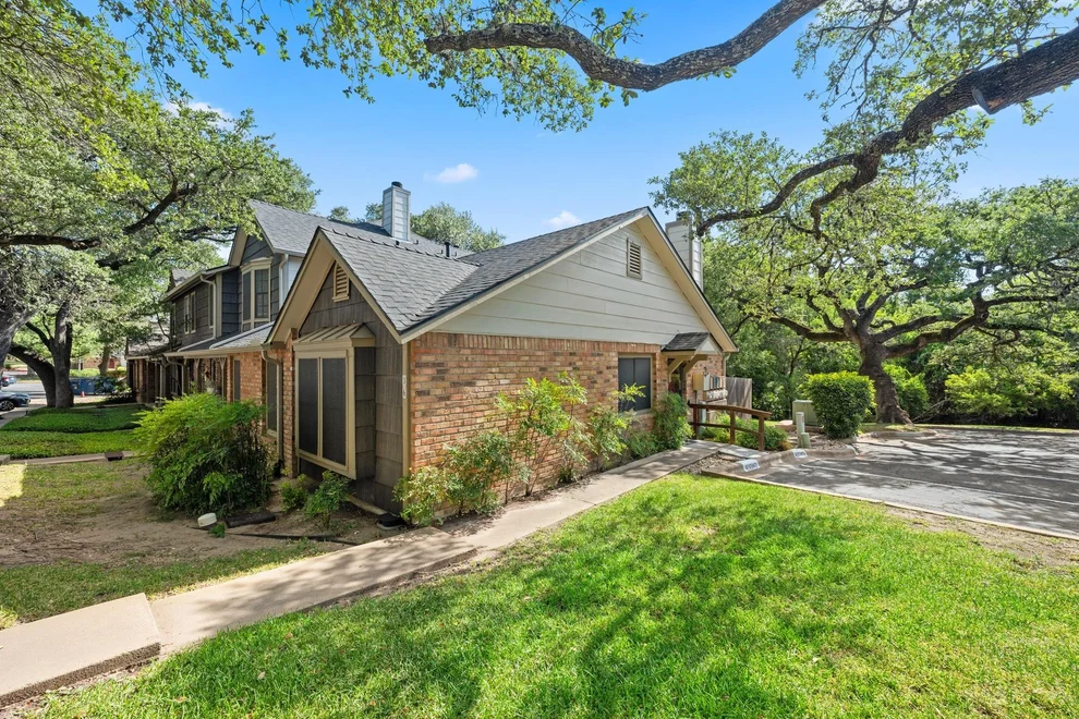 Unit for sale at 11821 Bittern HOLW, Austin, TX 78758