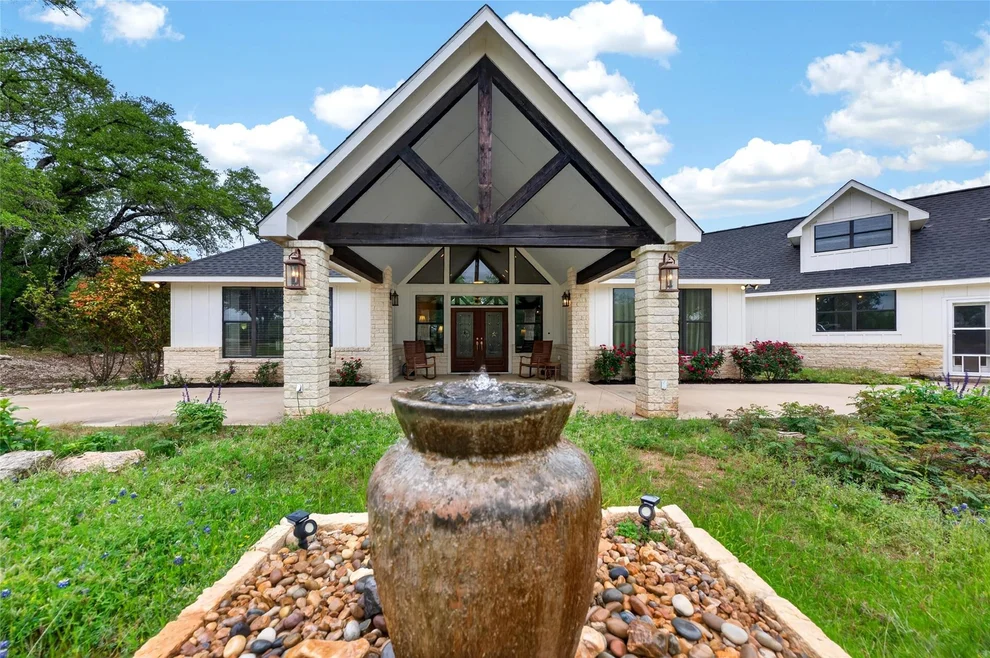 Unit for sale at 1508 Successor RD, Spicewood, TX 78669