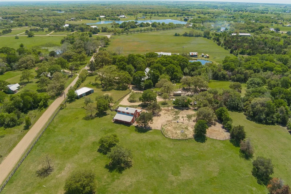 Unit for sale at 230 Hausmann Gin, La Grange, TX 78945