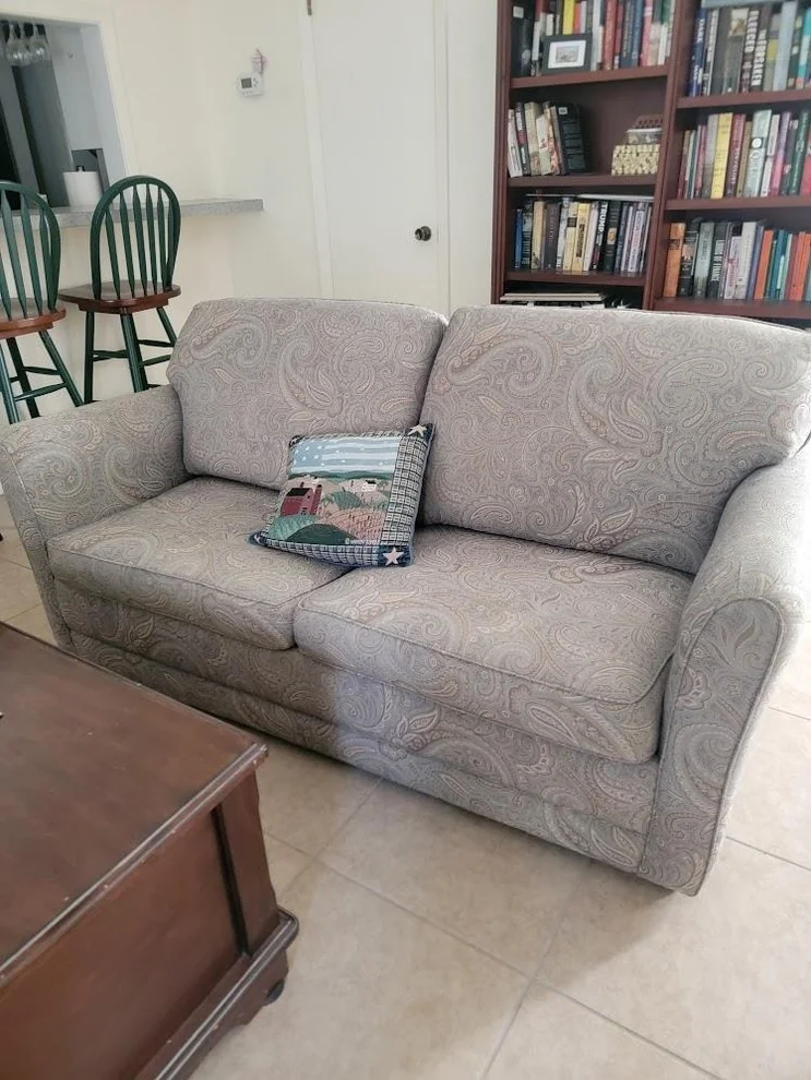 Unit for sale at 6718 Silvermine DR, Austin, TX 78736