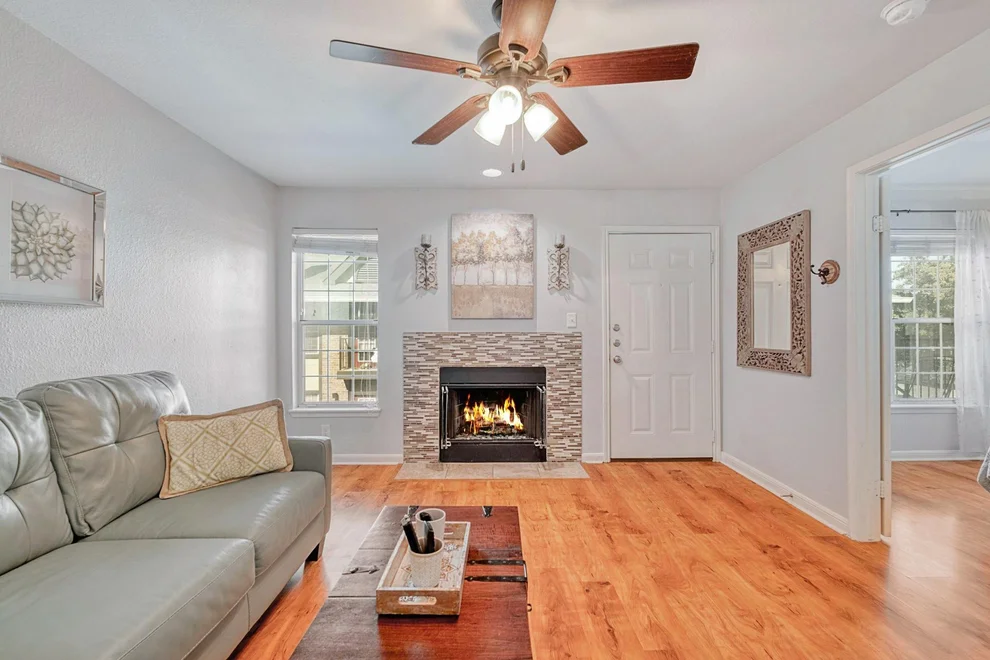 Unit for sale at 7685 Northcross DR, Austin, TX 78757