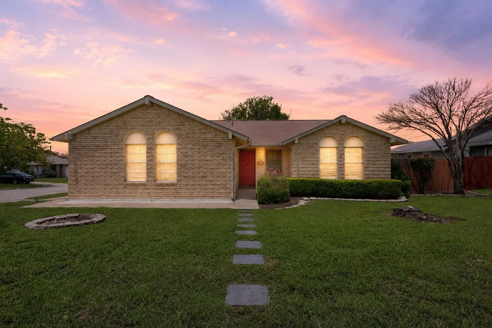 Unit for sale at 1006 Edgerly LN, Pflugerville, TX 78660