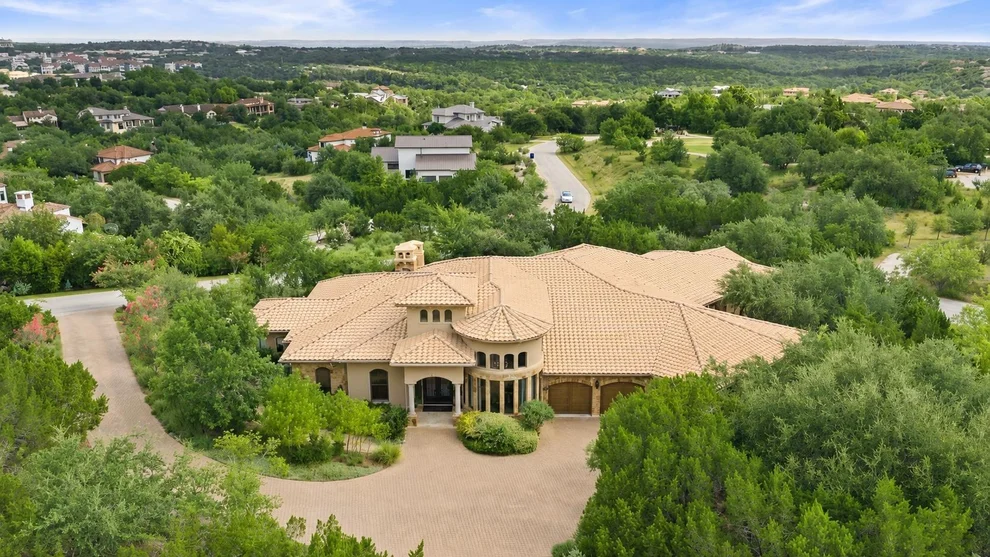 Unit for sale at 11801 Musket Rim ST, Austin, TX 78738