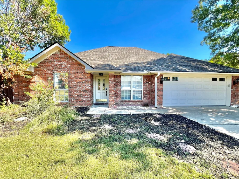 Unit for sale at 2808 Kneese DR, Belton, TX 76513