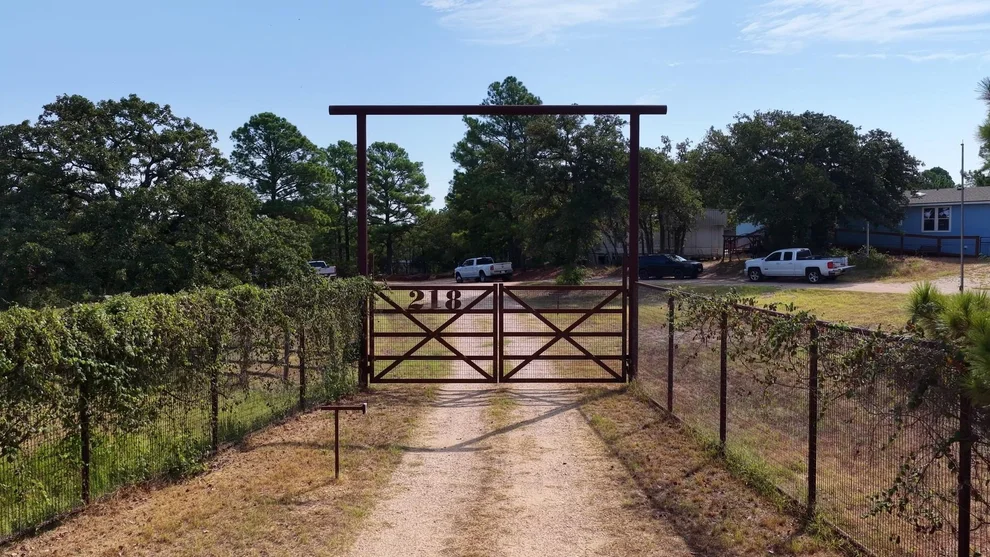 Unit for sale at 218 Little Ranch RD, Red Rock, TX 78662