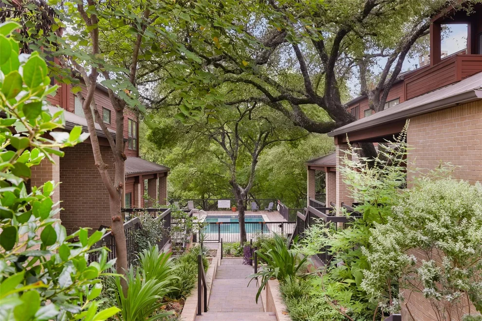 Unit for sale at 1615 SPYGLASS DR, Austin, TX 78746