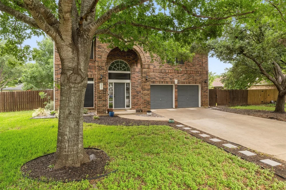 Unit for sale at 900 Laurel CV, Buda, TX 78610