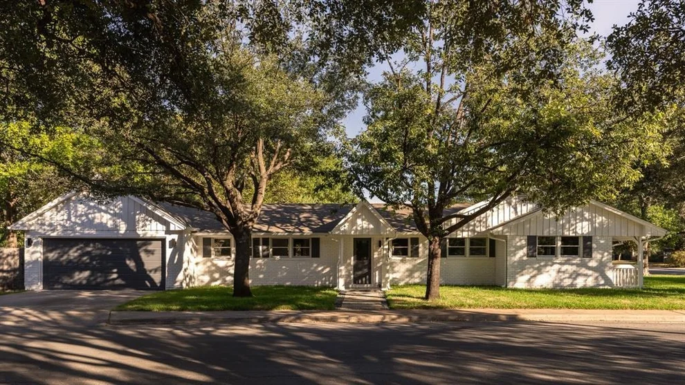 Unit for sale at 2710 Greenlawn PKWY, Austin, TX 78757