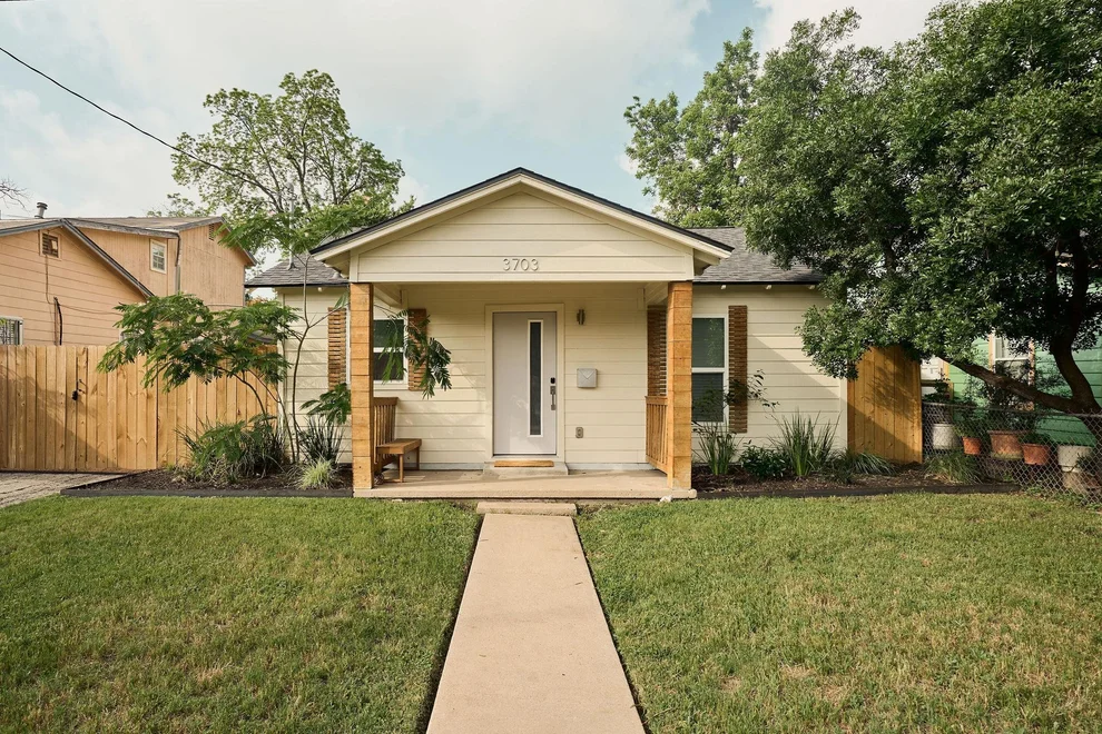 Unit for sale at 3703 Thompson ST, Austin, TX 78702