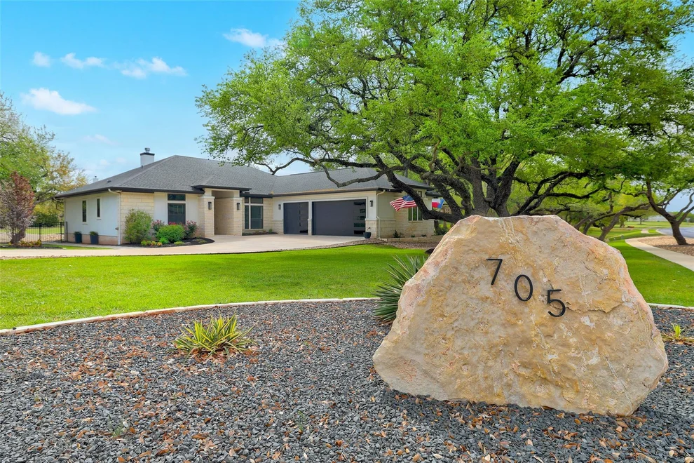 Unit for sale at 705 Pheasant MDW, Liberty Hill, TX 78642