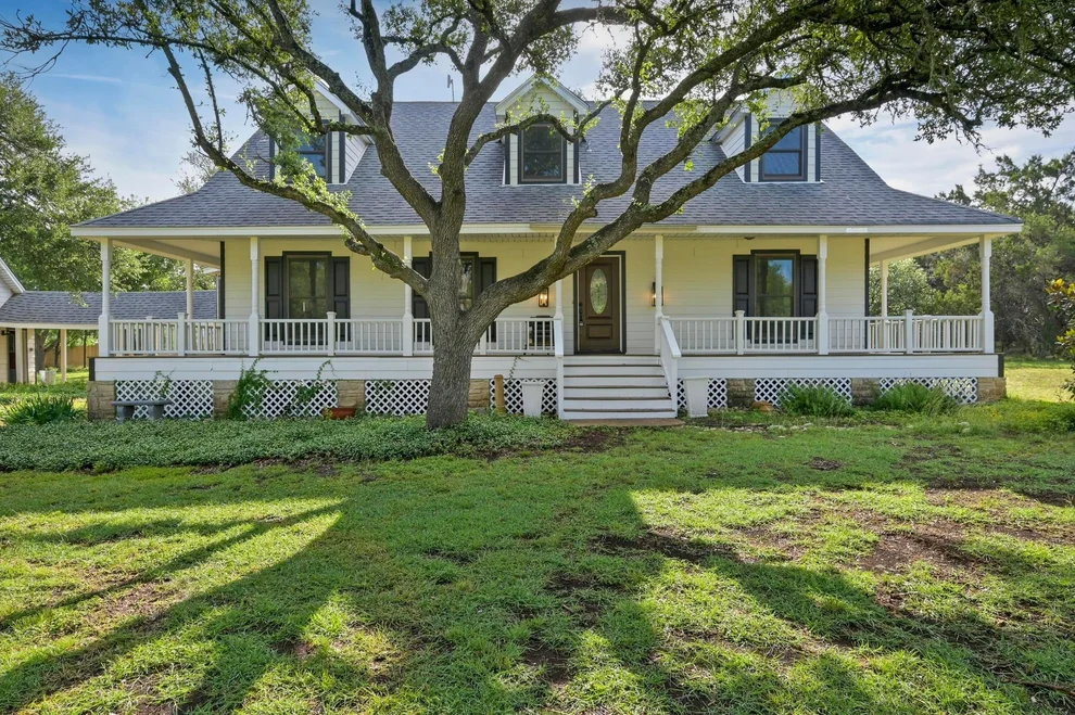 Unit for sale at 322 Mesa Oaks, Leander, TX 78641