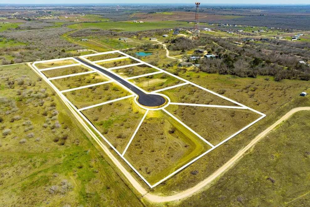 Unit for sale at 280 Sage Hills DR, Lockhart, TX 78644
