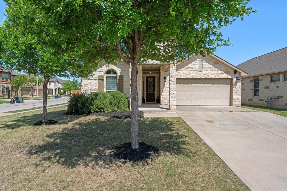 Unit for sale at 2325 Muzzie LN, Leander, TX 78641