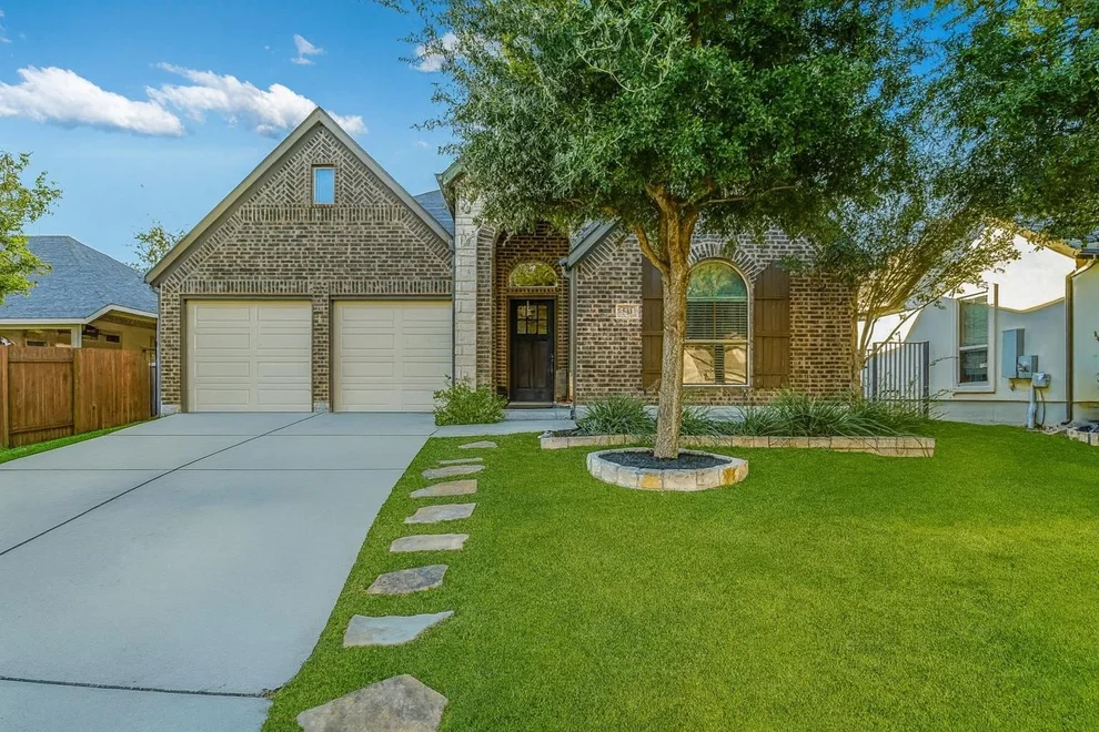 Unit for sale at 541 Cortona LN, Georgetown, TX 78628