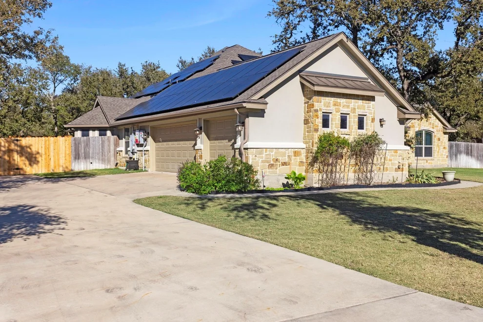 Unit for sale at 16 Riverstone PKWY, Belton, TX 76513