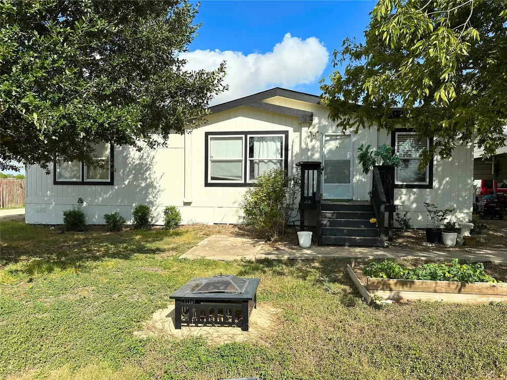 Unit for sale at 2130 Mathias LN, Kyle, TX 78640