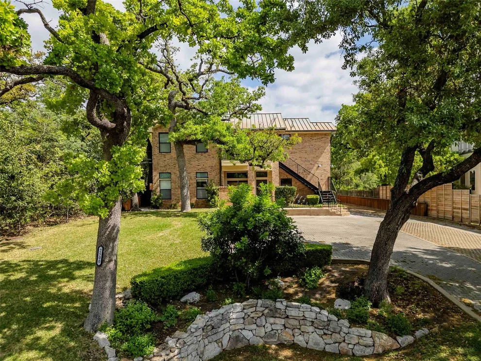 Unit for sale at 2500 Quarry RD, Austin, TX 78703