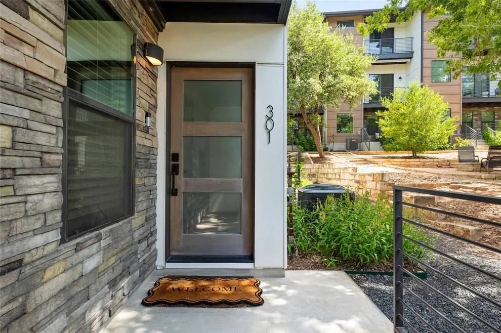 Unit for sale at 3700 Clawson RD, Austin, TX 78704