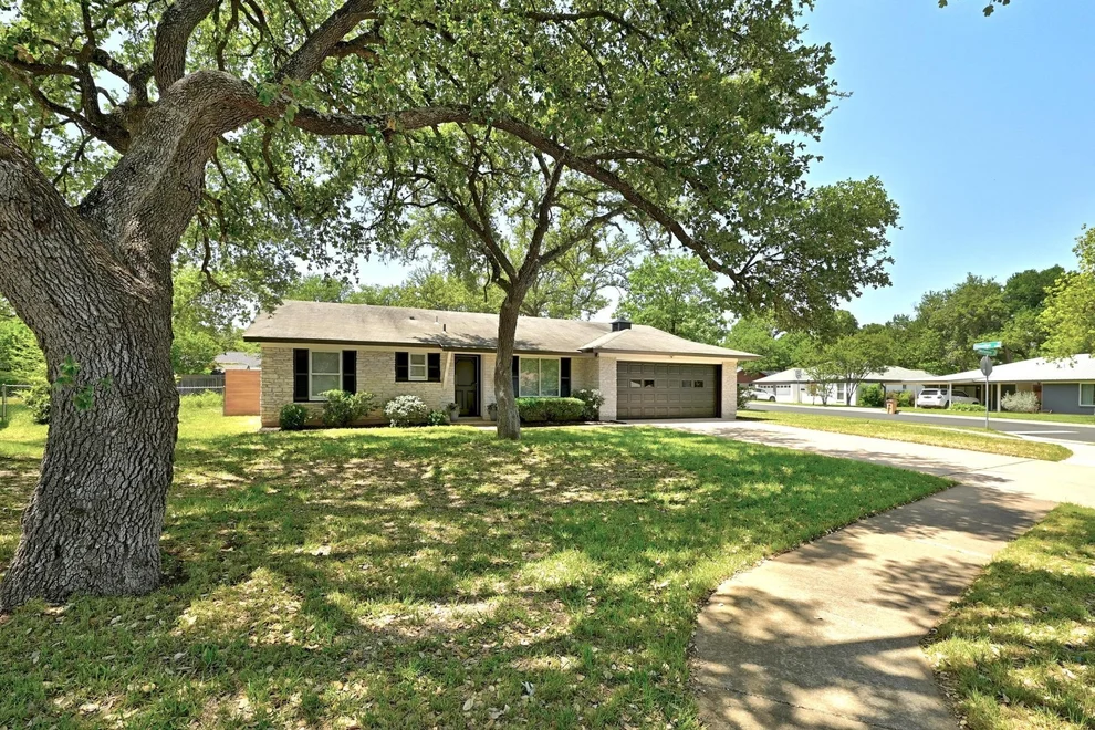 Unit for sale at 2307 Whitestone DR, Austin, TX 78745
