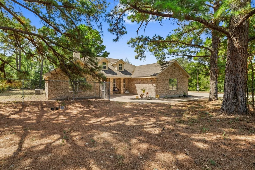 Unit for sale at 911 FM 1441, Bastrop, TX 78602