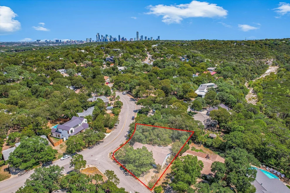Unit for sale at 2801 HORSESHOE BEND CV, Austin, TX 78704