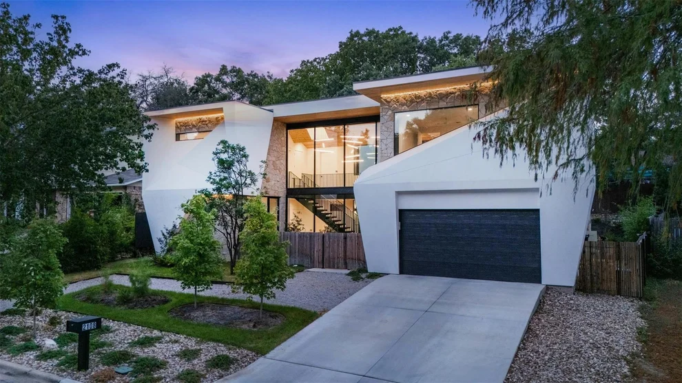 Unit for sale at 2108 Matterhorn LN, Austin, TX 78704