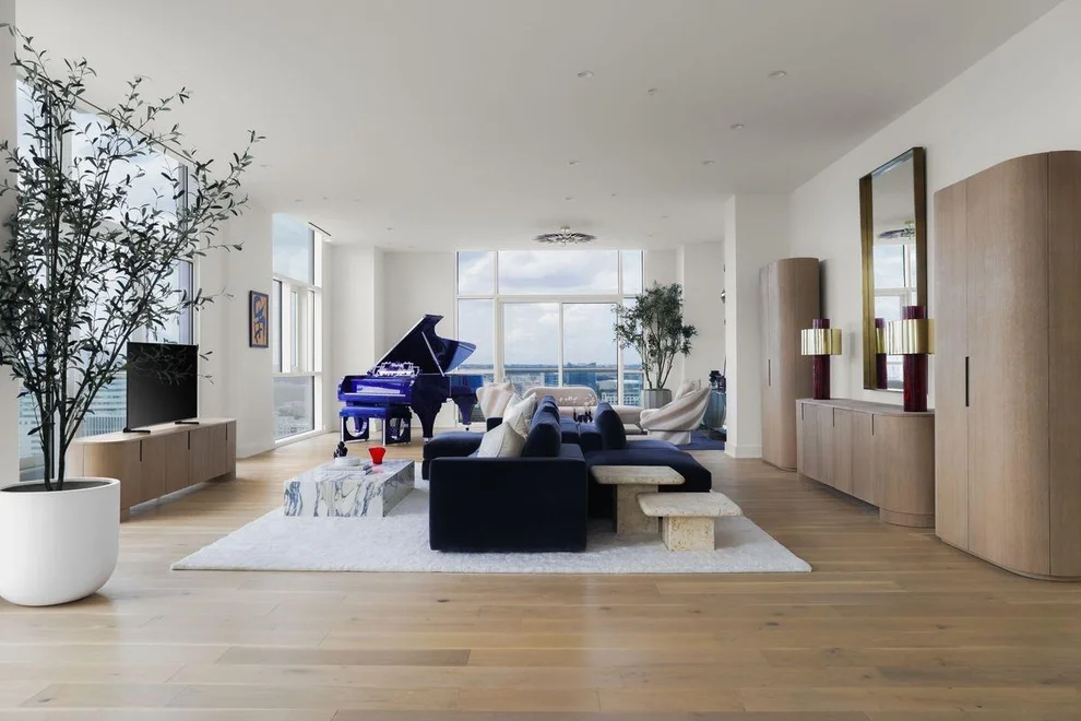 Unit for sale at 555 E 5th ST, Austin, TX 78701
