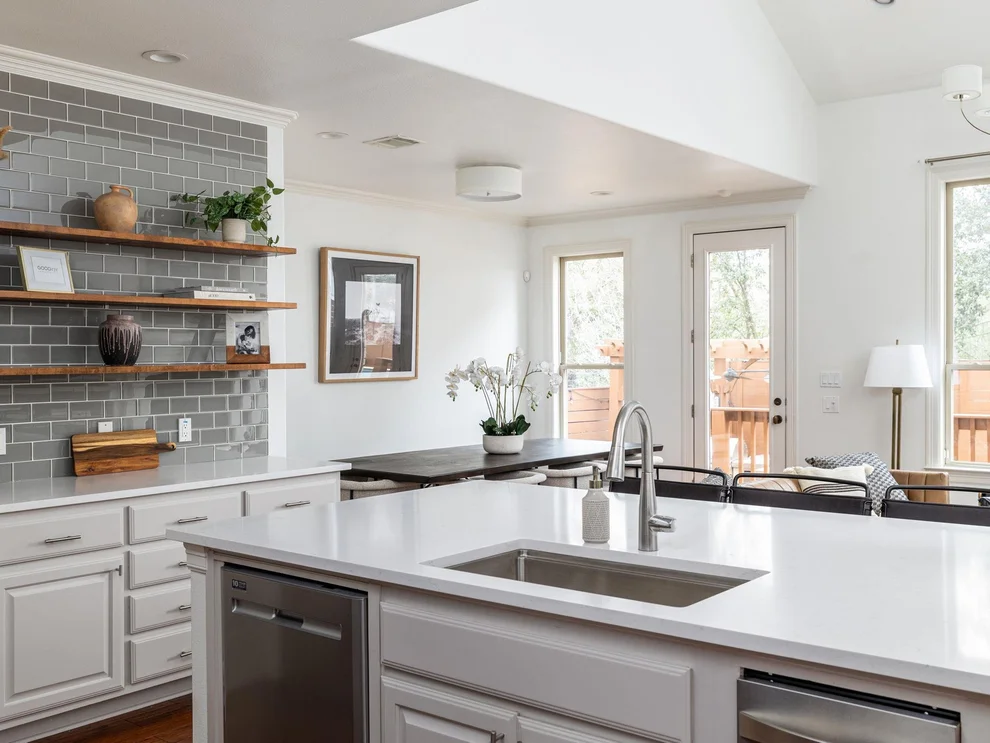 Unit for sale at 2807 Warren ST, Austin, TX 78703