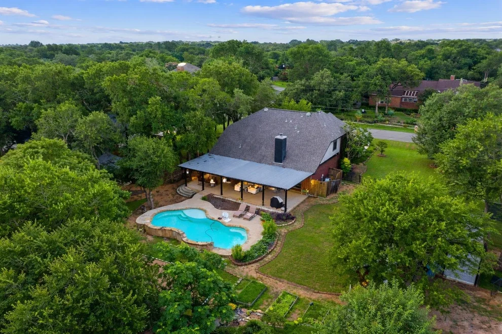 Unit for sale at 222 Primrose DR, Kyle, TX 78640