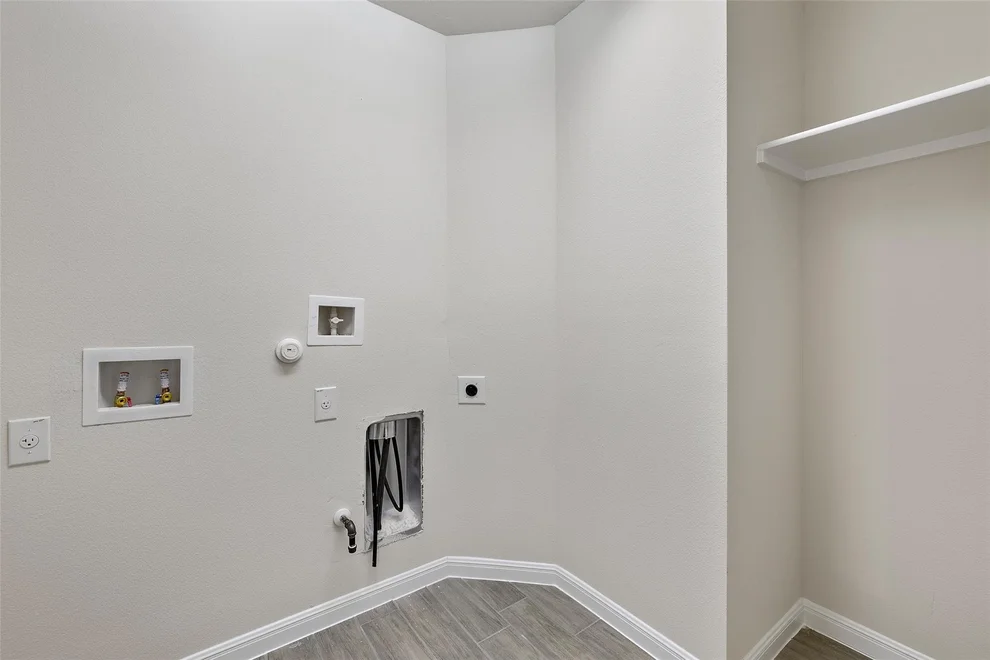 Unit for sale at 312 Windstar RD, Liberty Hill, TX 78642