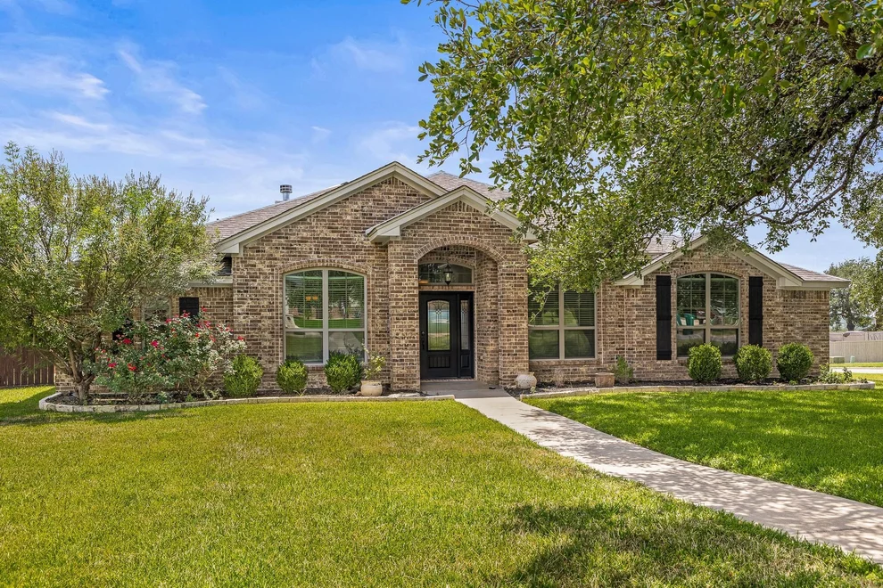 Unit for sale at 1859 Lacy Ridge DR, Belton, TX 76513