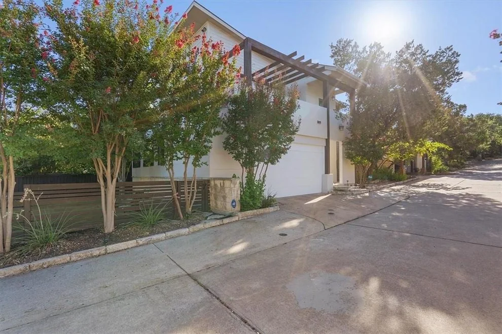 Unit for sale at 2610 Del Curto RD, Austin, TX 78704