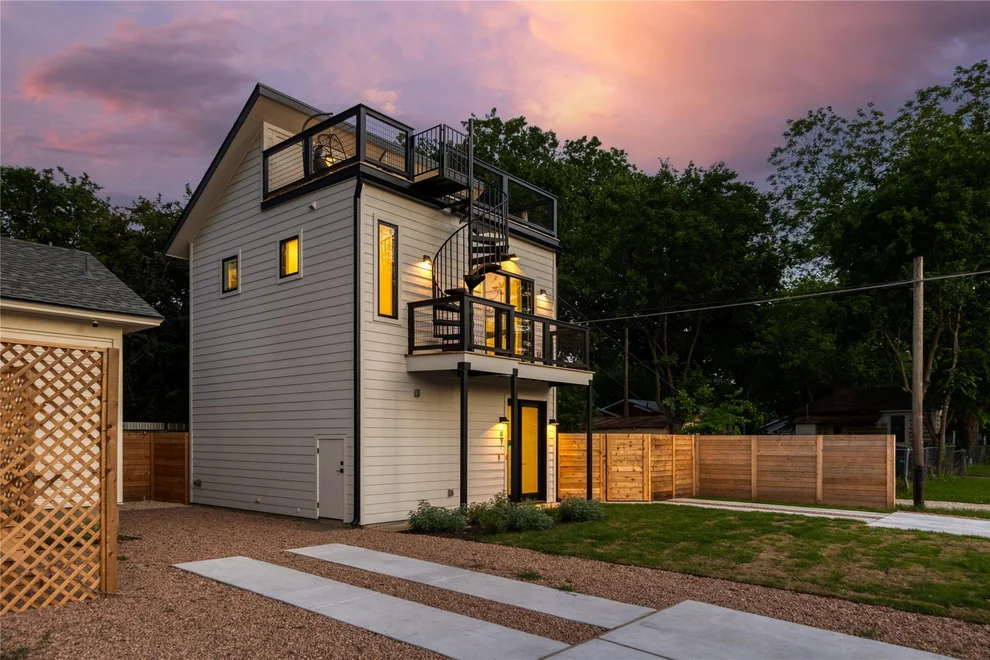 Unit for sale at 87 Chalmers Ave, Austin, TX 78702
