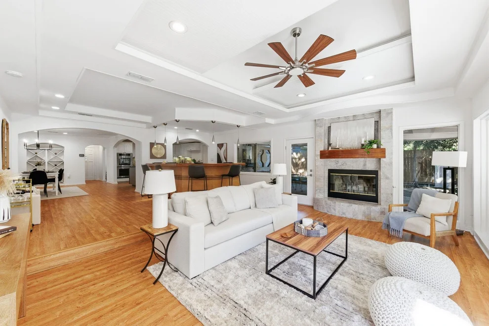 Unit for sale at 6701 Lexington RD, Austin, TX 78757