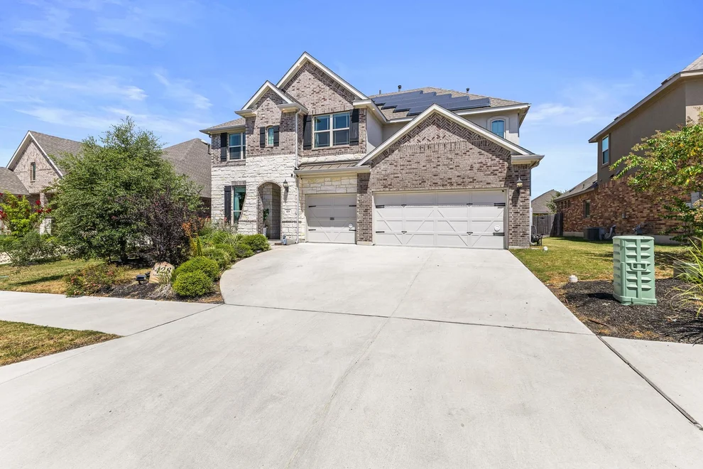 Unit for sale at 428 Landing LN, Leander, TX 78641