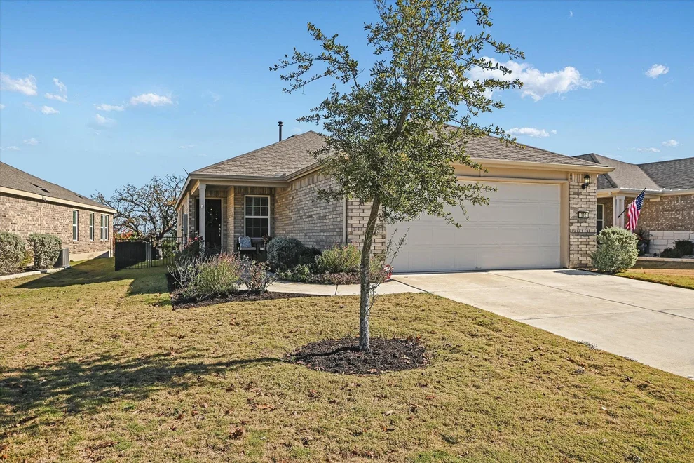 Unit for sale at 112 Yorktown ST, Georgetown, TX 78633
