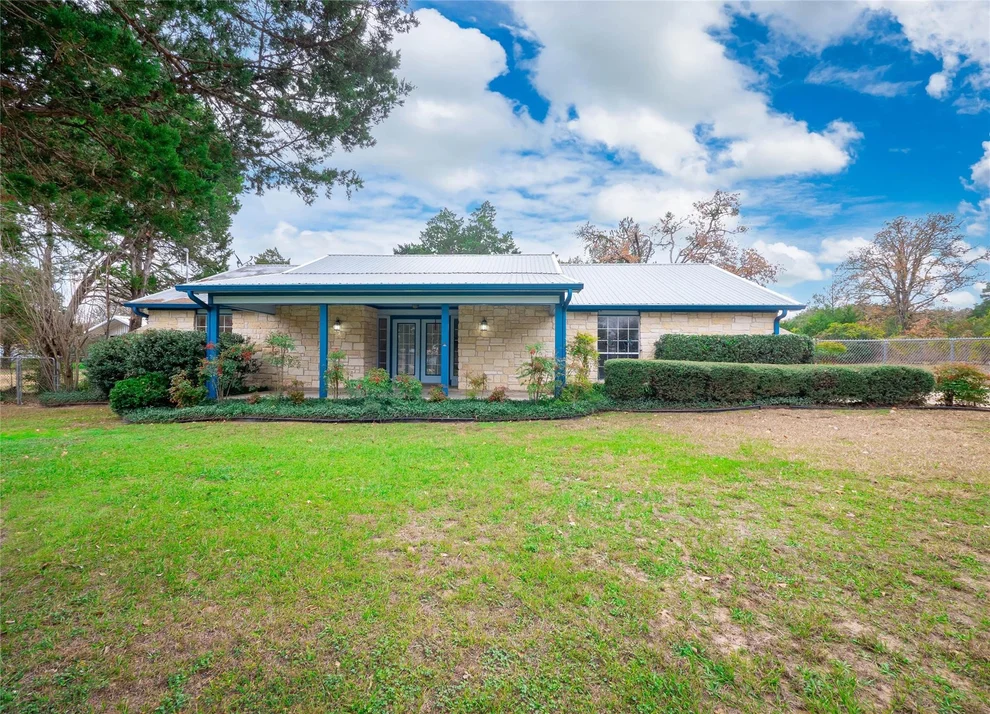 Unit for sale at 137 Blanket Flower DR, Bastrop, TX 78602